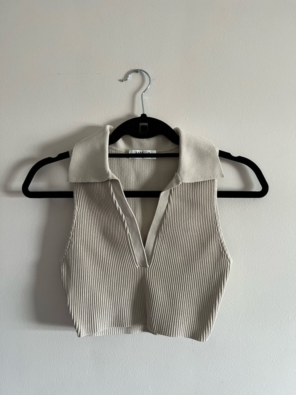 Babaton Cream Ribbed V-Neck Polo Crop Tank